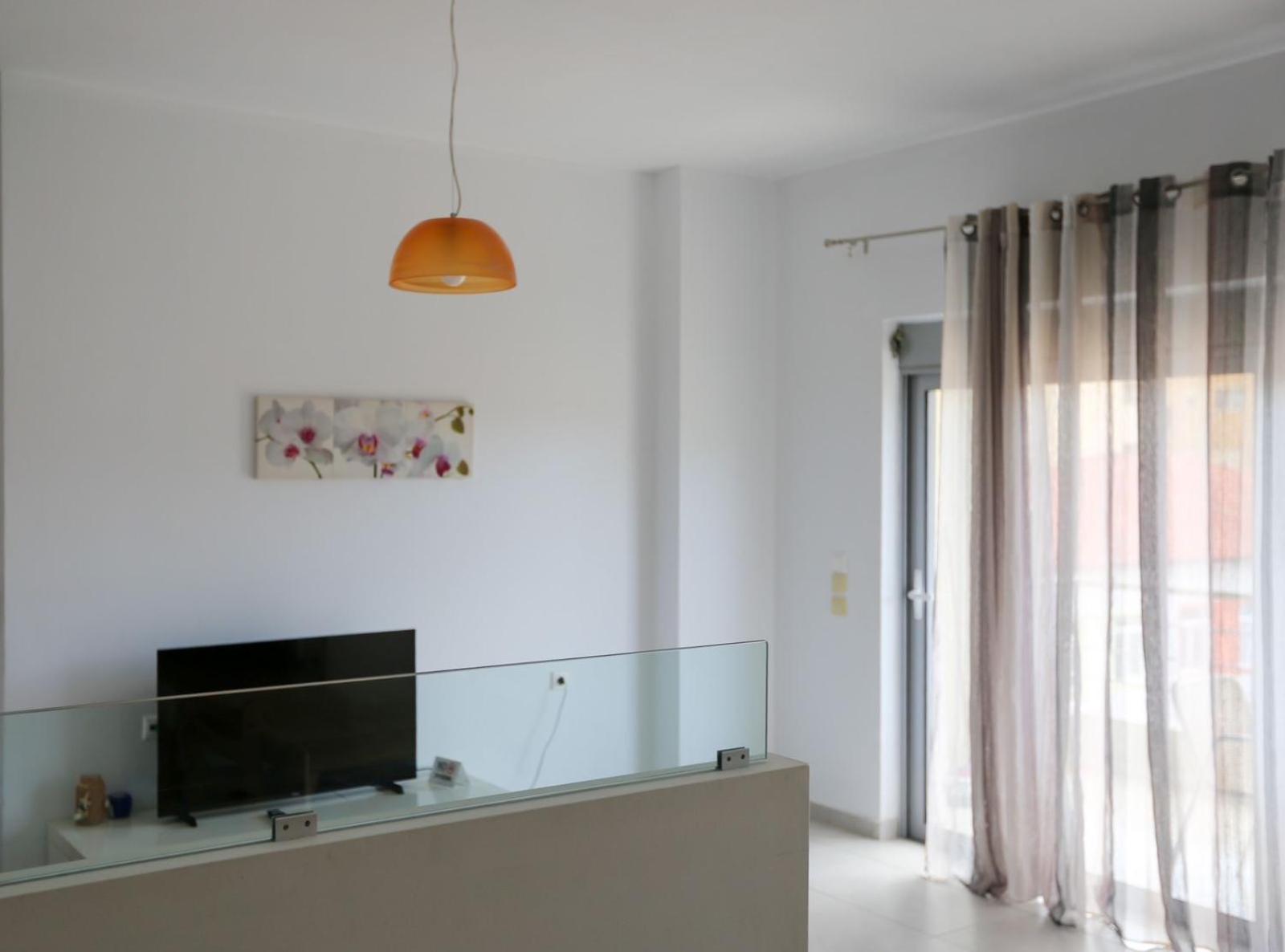 Apartments Piazza Himare Ngoại thất bức ảnh